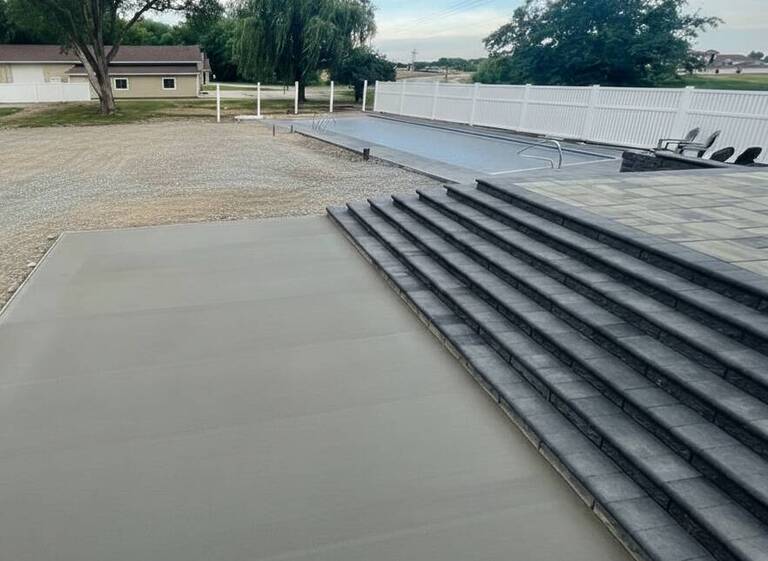 Concrete Raised Patio Pool